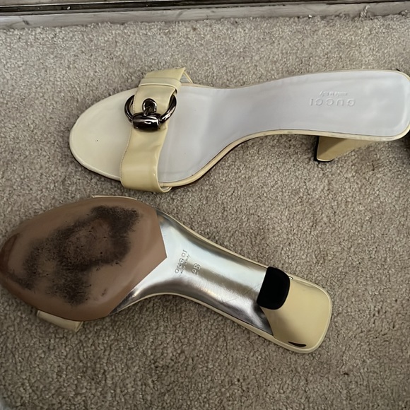 Gucci Bone Color Heels - Picture 2 of 3